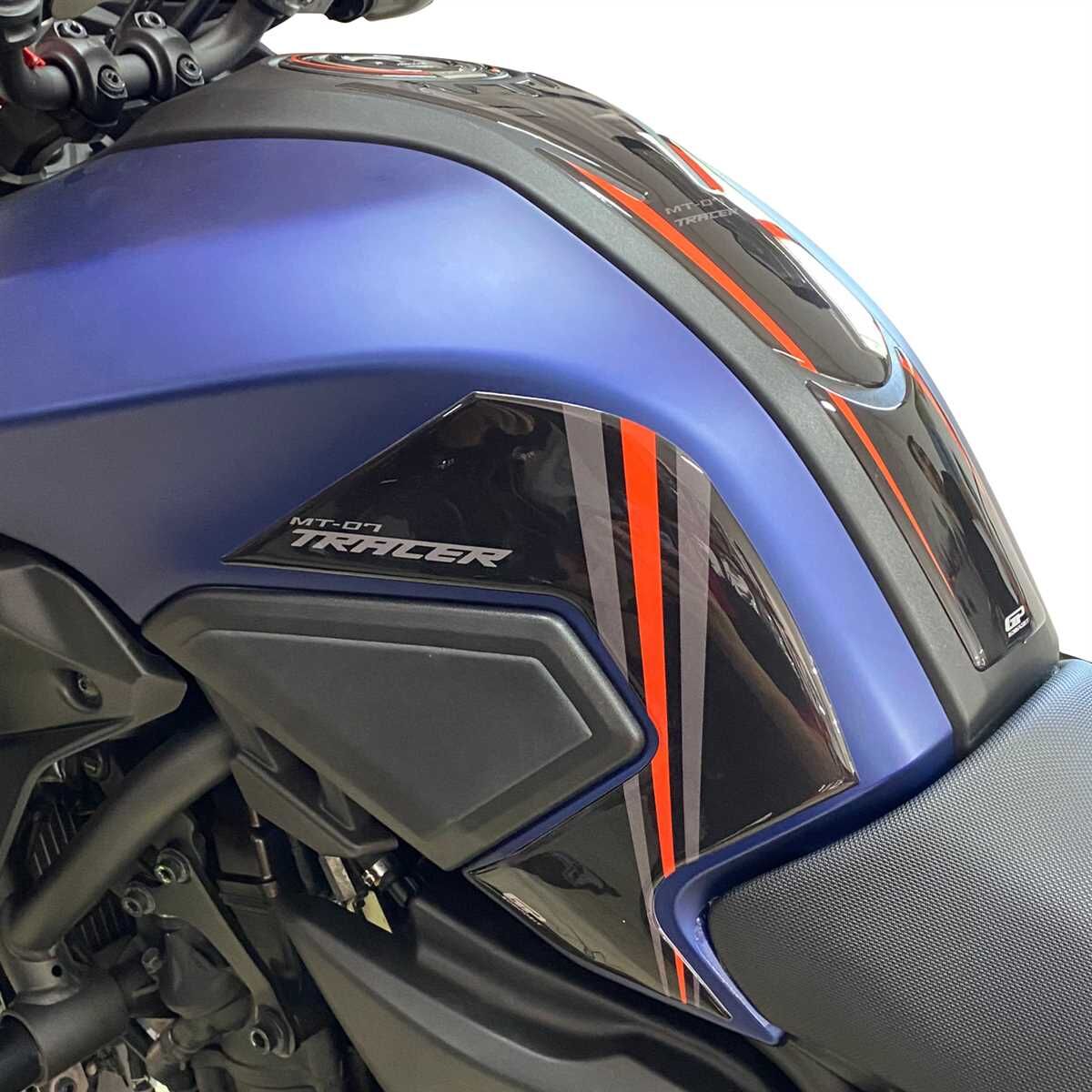 GP Kompozit Yamaha MT-07 Tracer 2016-2019 Uyumlu Tank Pad Seti Kırmızı